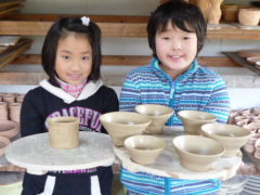 子供陶芸体験の画像
